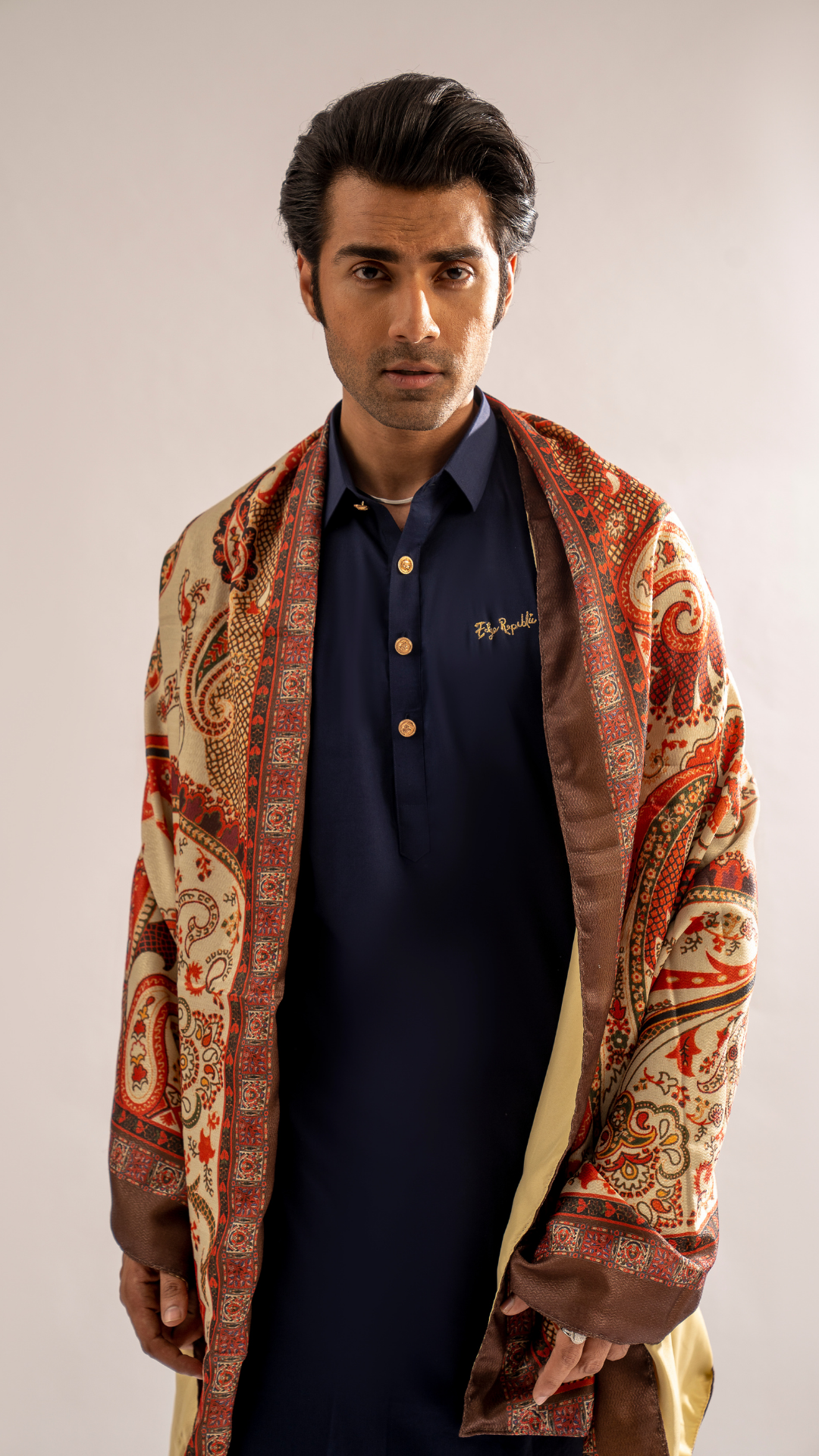 SH 16 Men's Shawl Khes Odhni