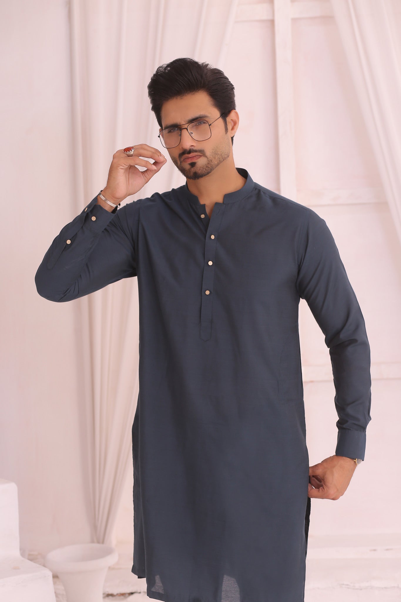 white kurtas for men