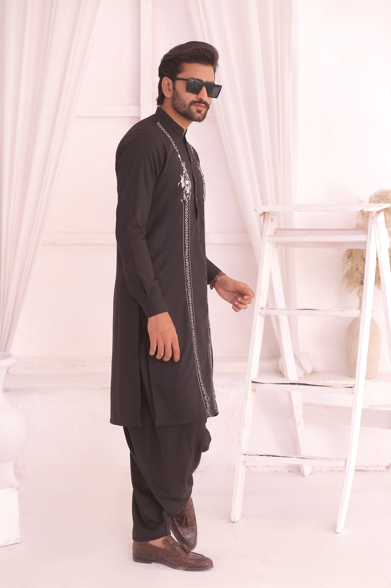 CK 718 Chikankari Kurta For Men