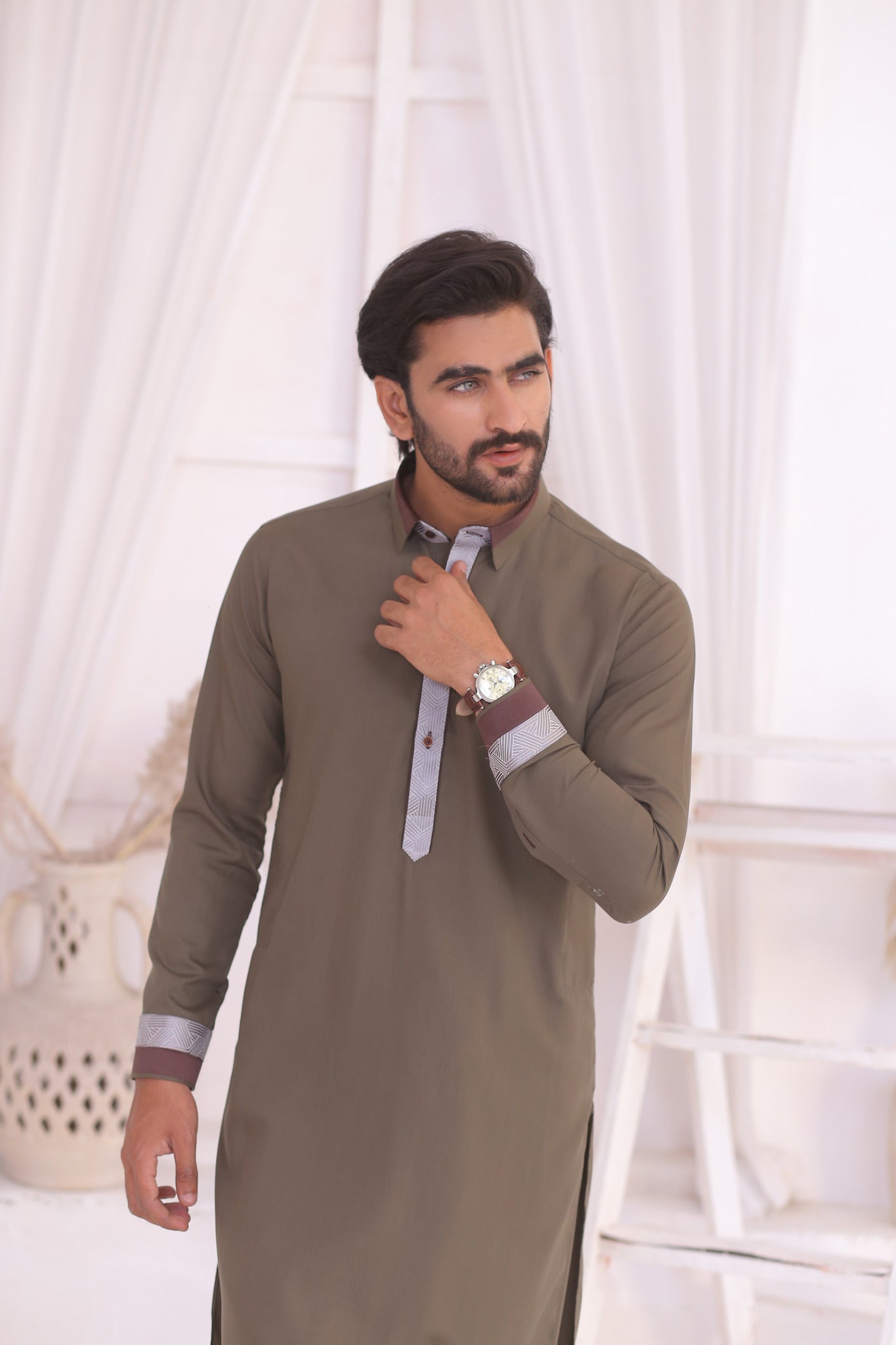 men's white shalwar kameez