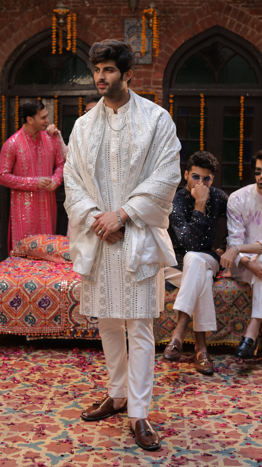 MR 89 White Men’s Chanderi Kurta