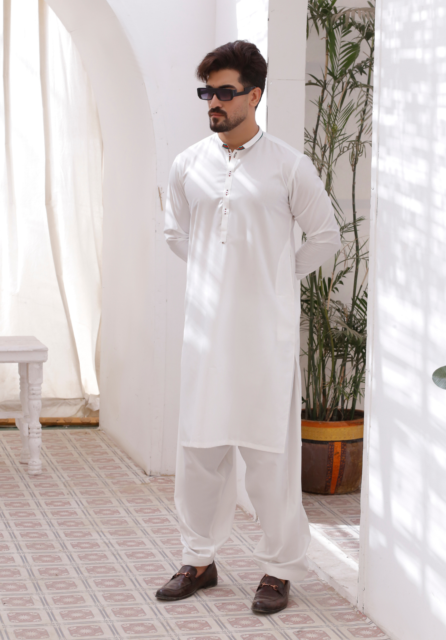 ER 790 White Shalwar Kameez