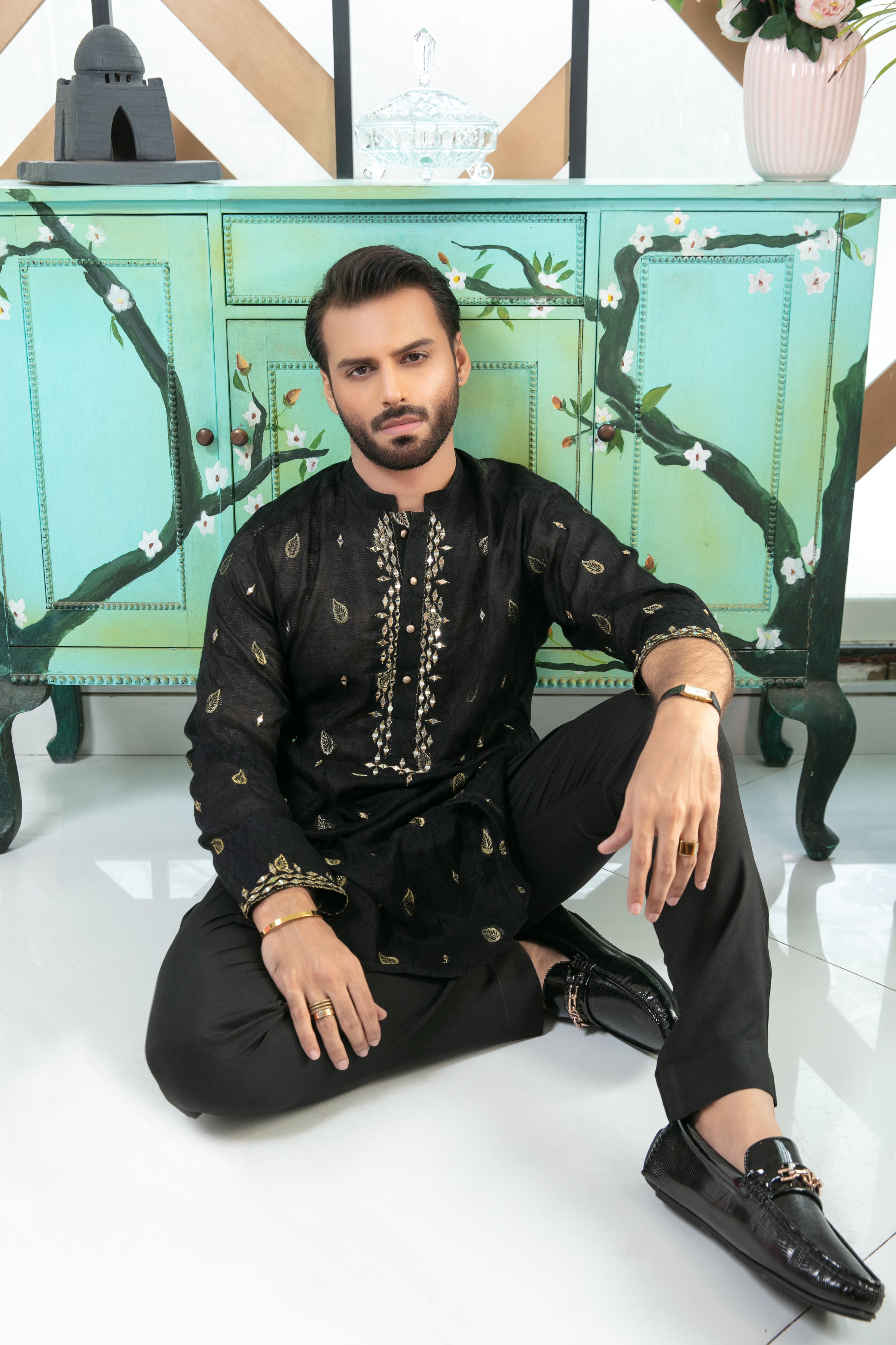 ER MR 34 Black Mirror Embroidery Kurta Pajama