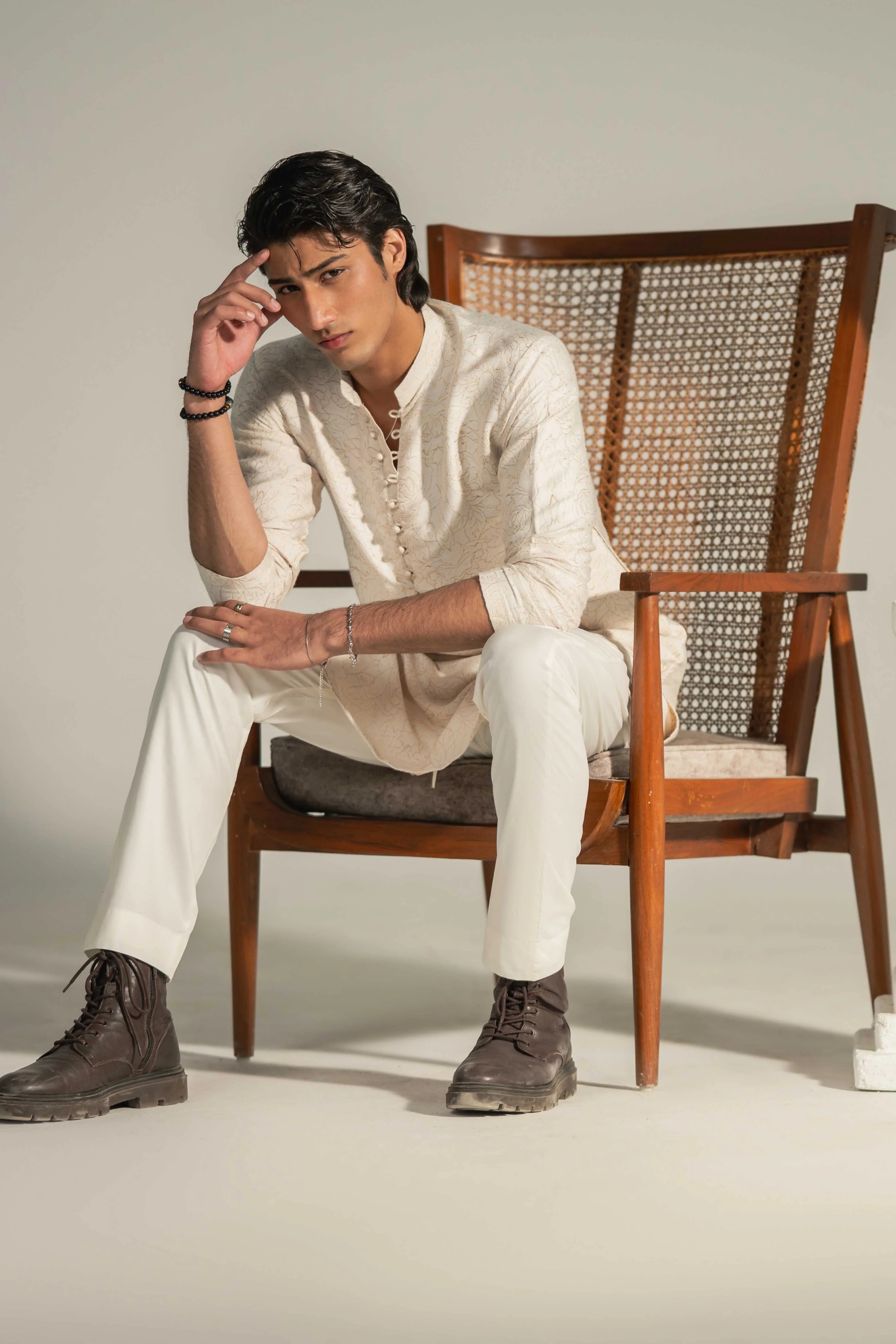 CK 762 White Chikankari Kurta