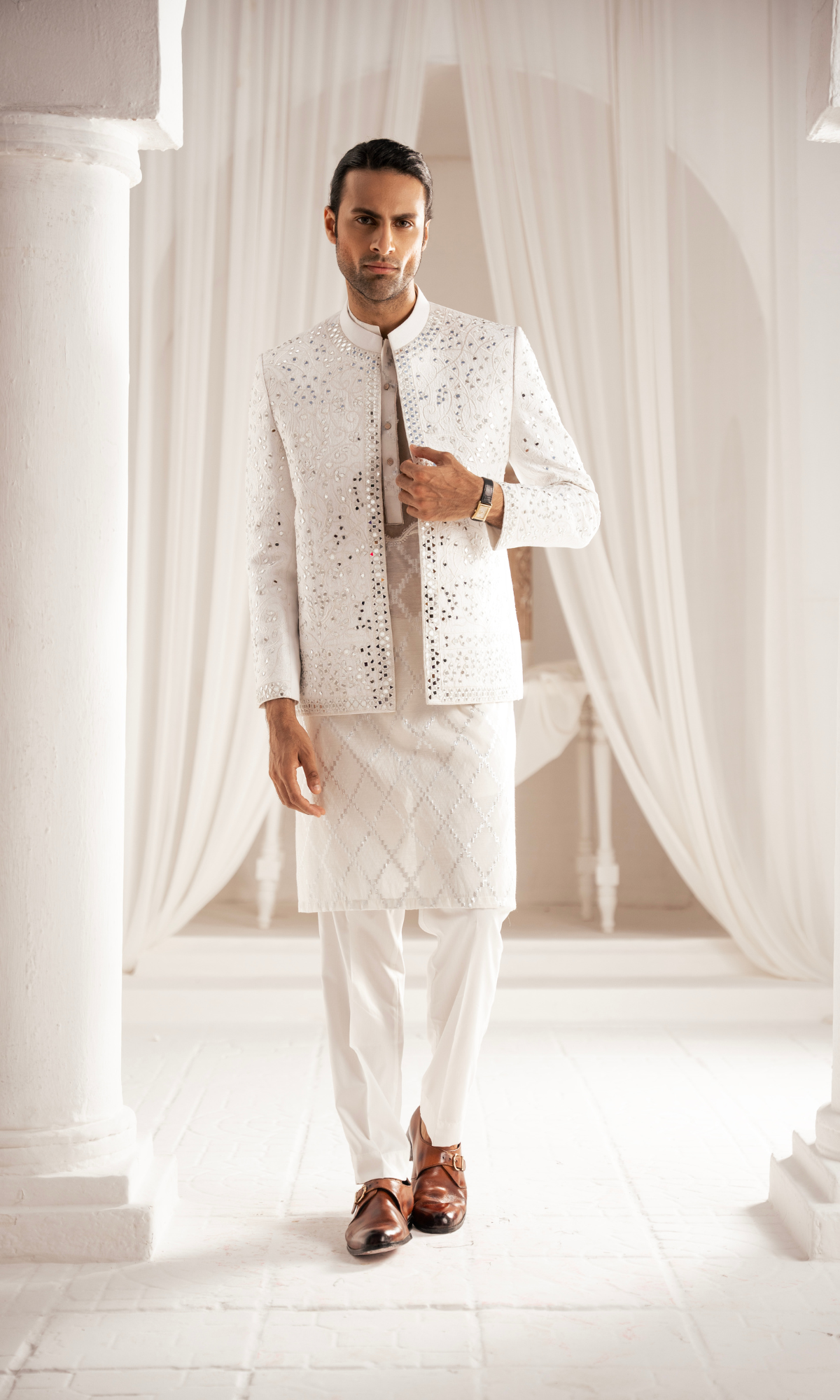 ER PC 3007 White Oud White Mirror kurta