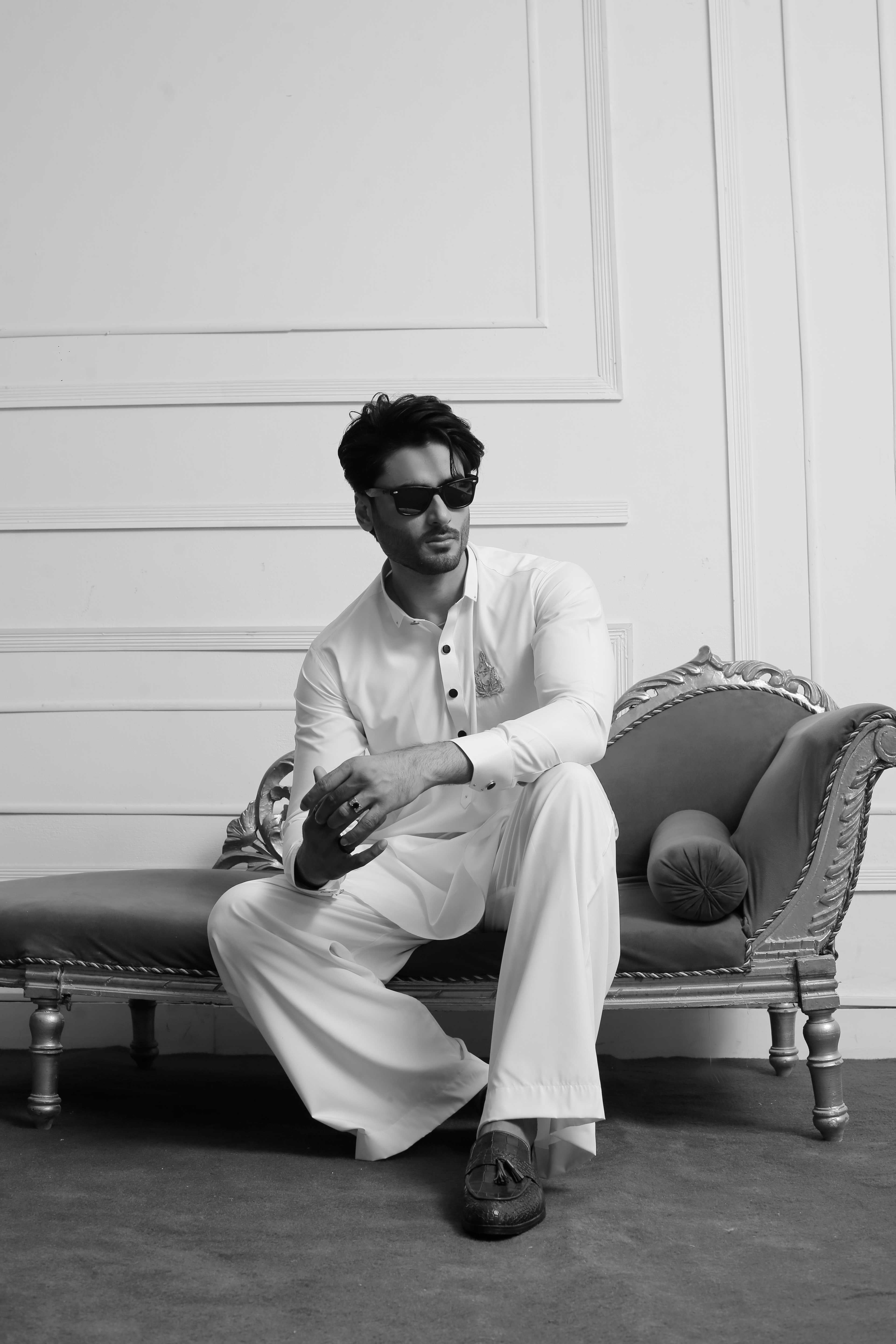 ER 800 Shining Bosci Executive Kameez Farshi Trouser