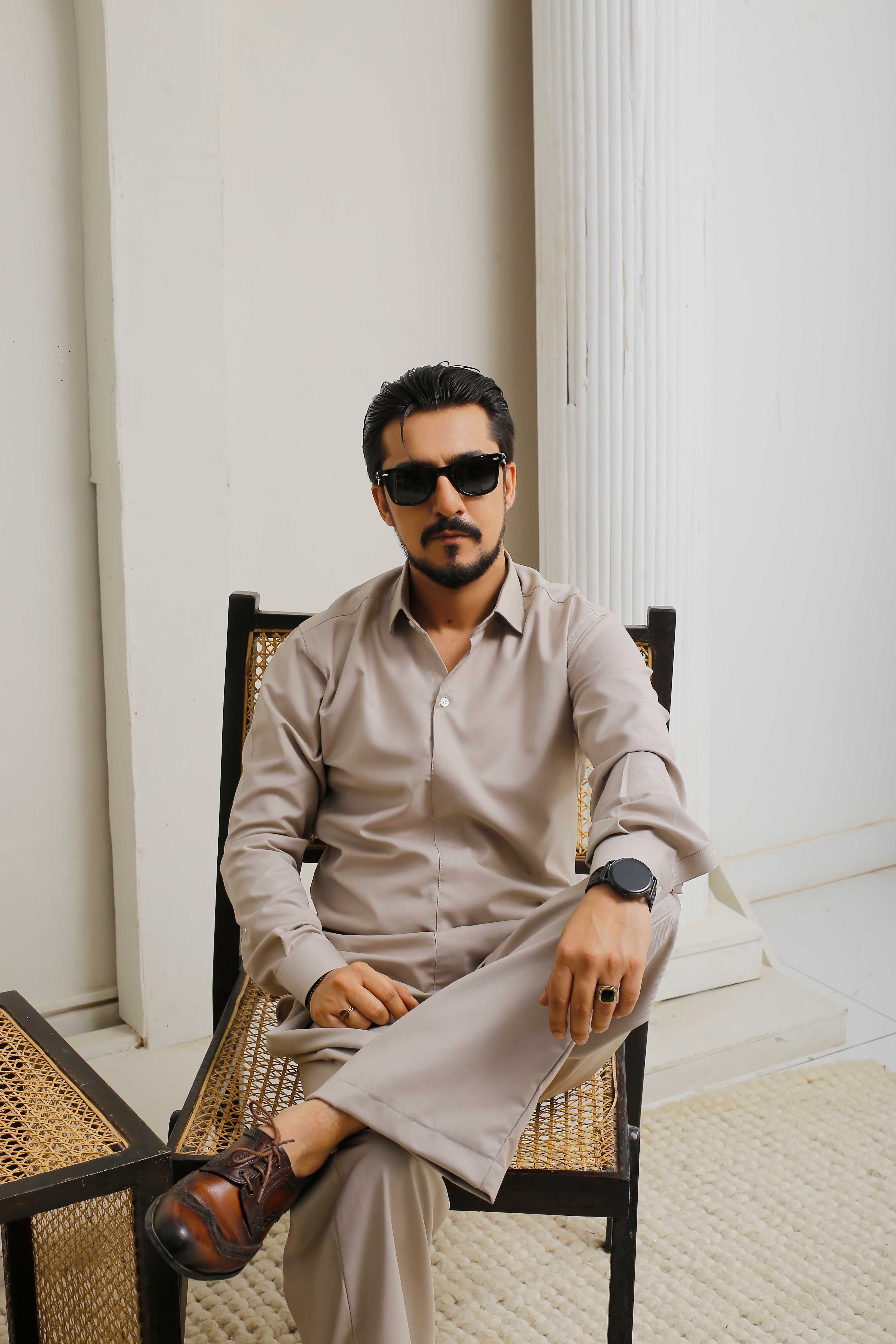 ER 804 Mid Beige Kurta Flap Cut Farshi