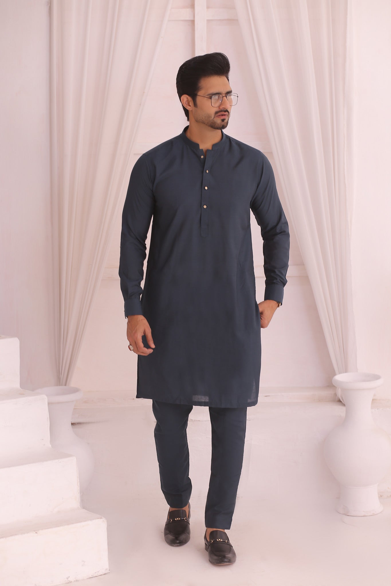 embroidery kurta for men	