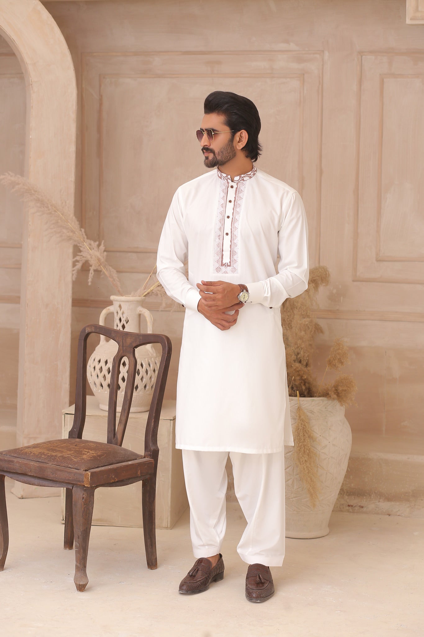 ER 702 White Shalwar Kameez For Mens