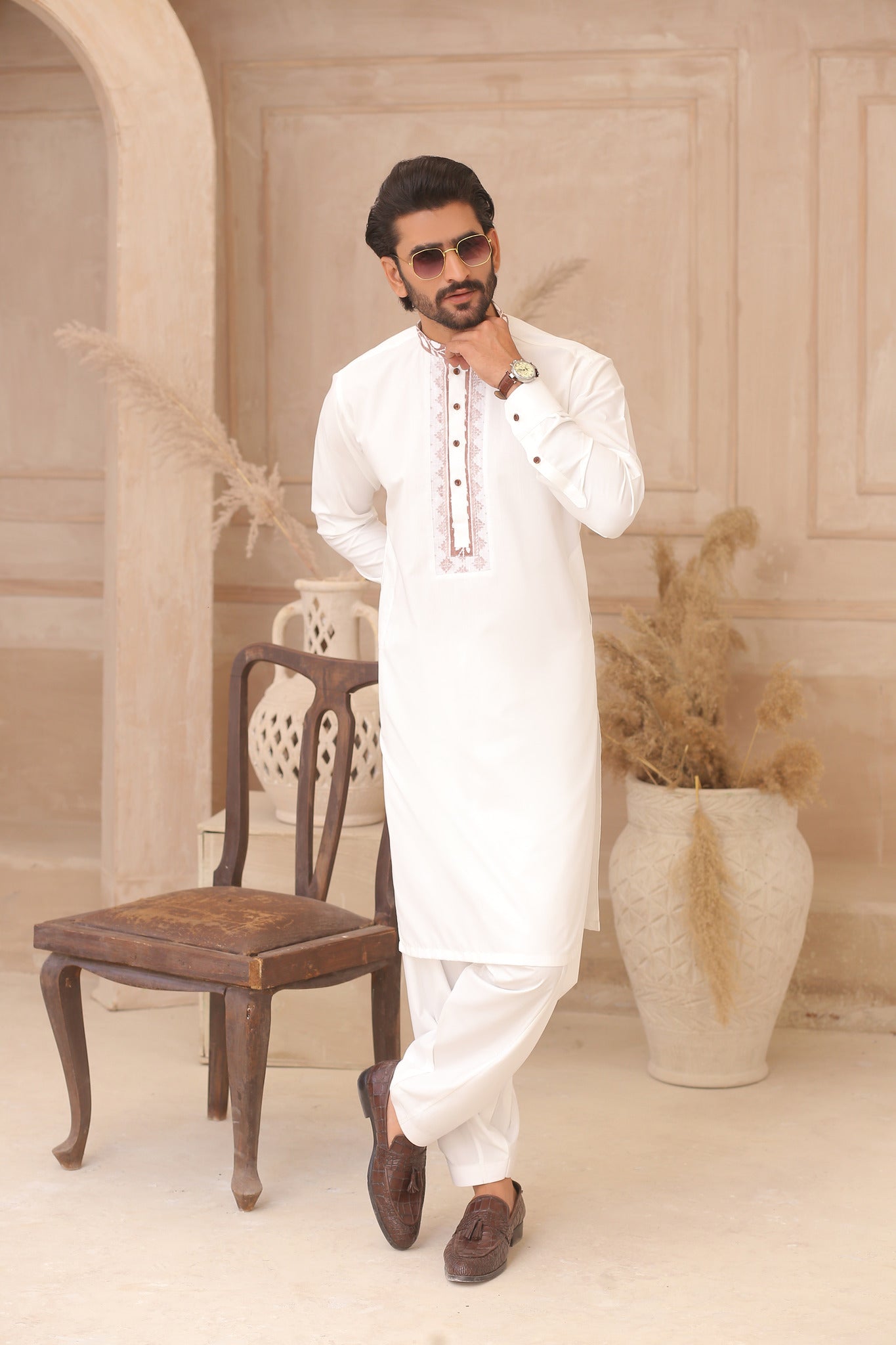 ER 702 White Shalwar Kameez For Mens