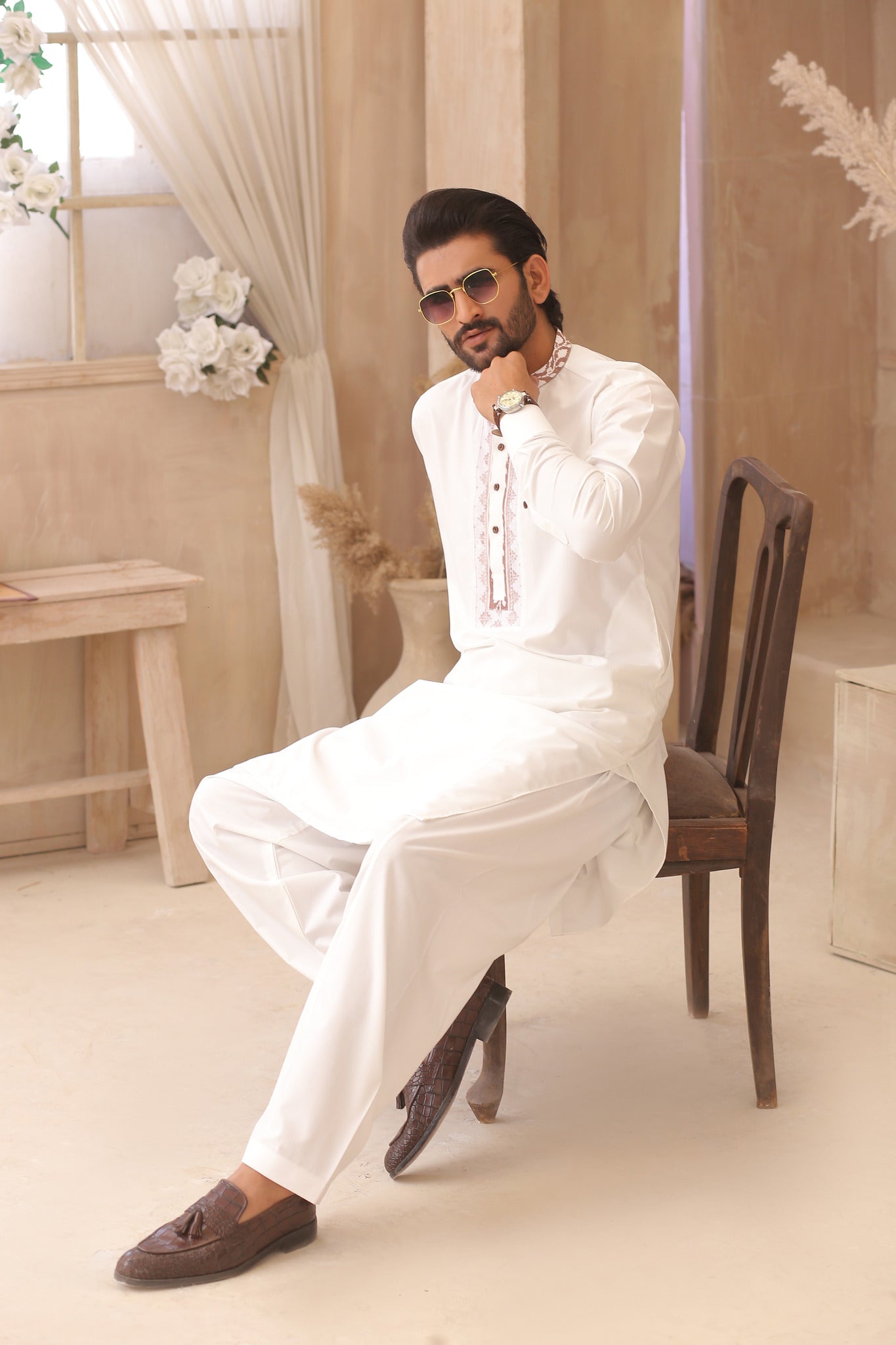 ER 702 White Shalwar Kameez For Mens