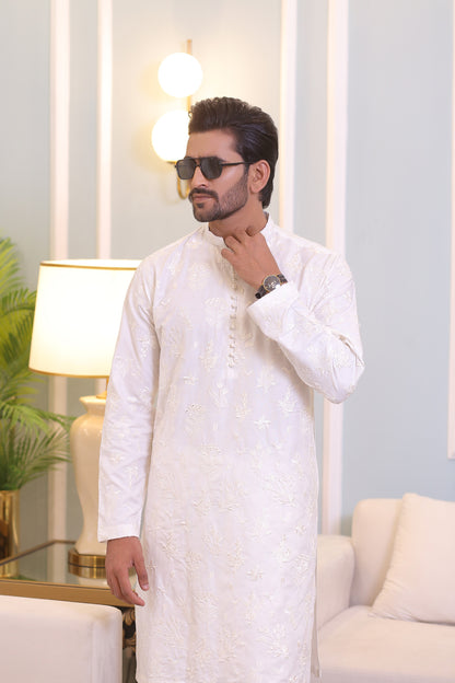 CK 716 White Kurta Pajama