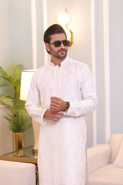 CK 716 White Kurta Pajama