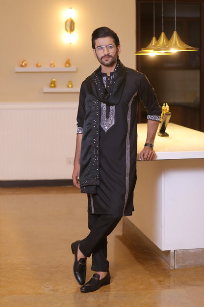 CK 711 Black Kurta Pajama Design