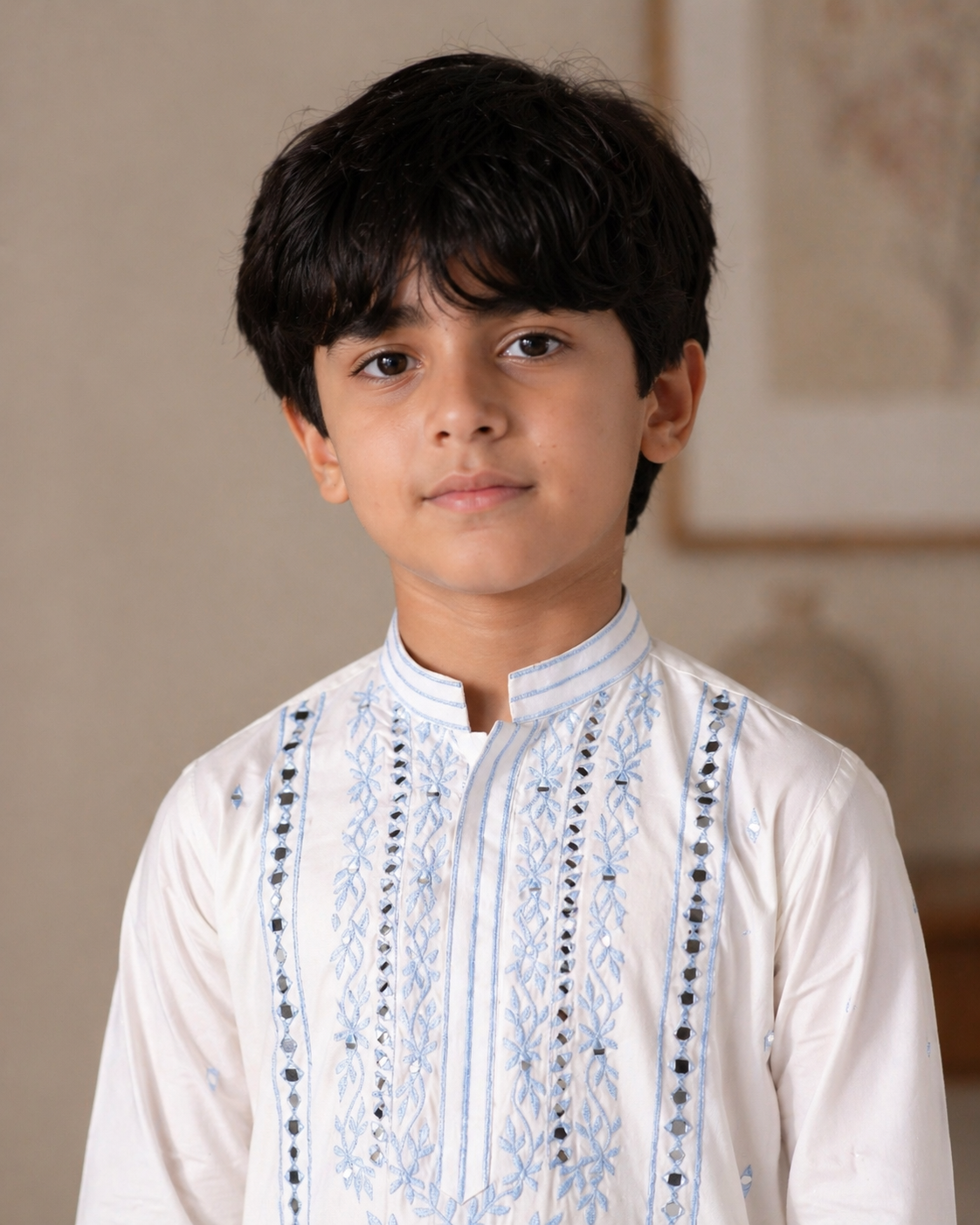 Stylish white kurta with mirror design Pakistan