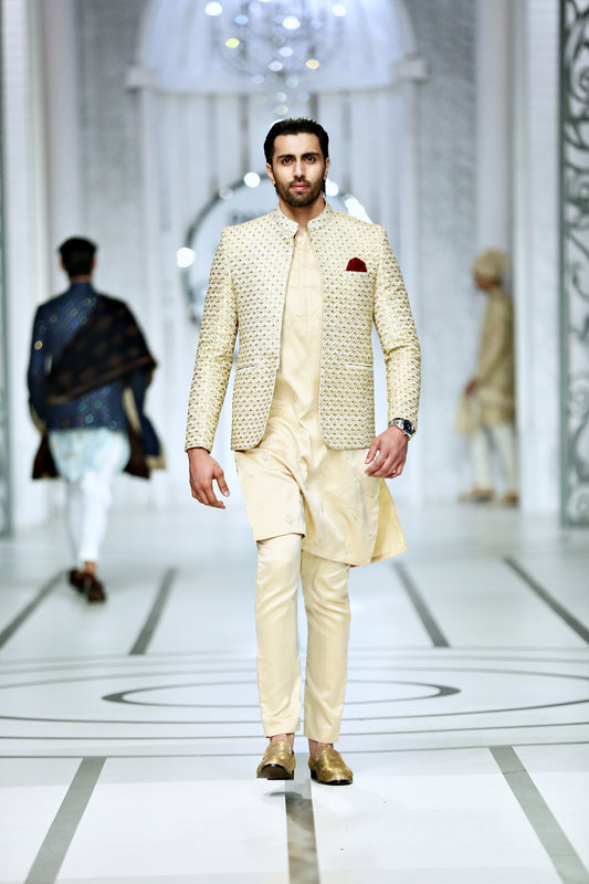 BCW PC 50 Gold Front Open Prince Coat - Unleash Royal Elegance in Your Attire