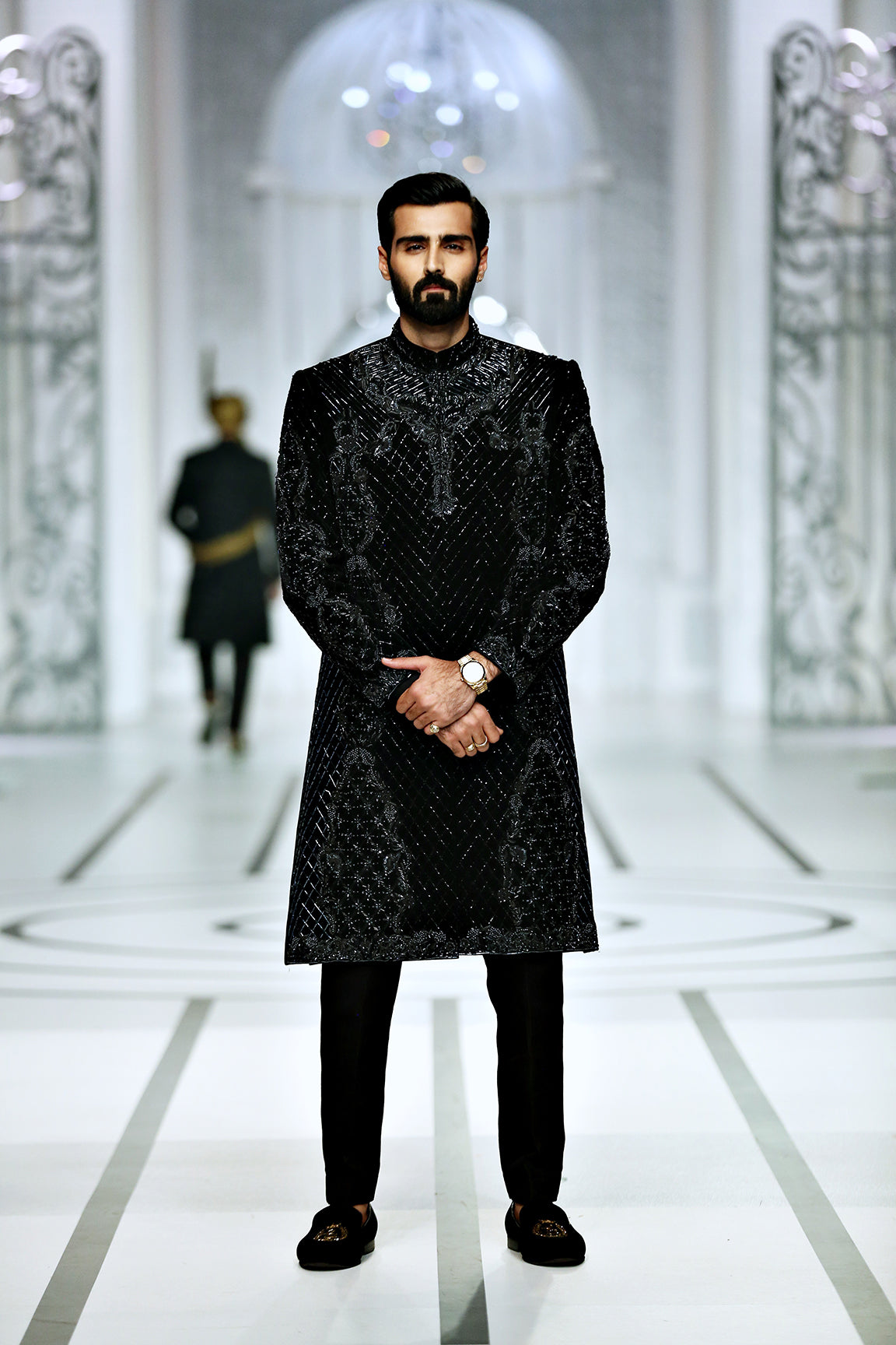 BCW 41 Lehri Black Solitaire Sherwani - Hand-Worked Elegance for a Dazzling Groom