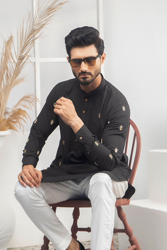 ER 524 Black WIth Gold EMbroided Kurta And Off White Trouser