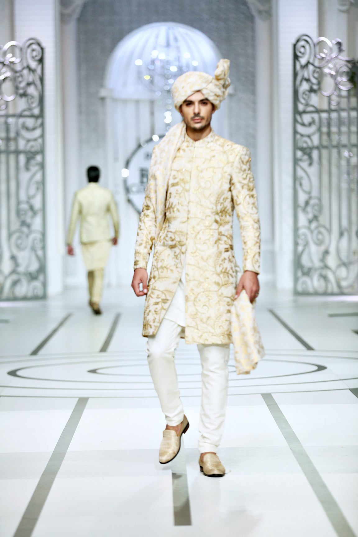 sherwani for groom pakistan